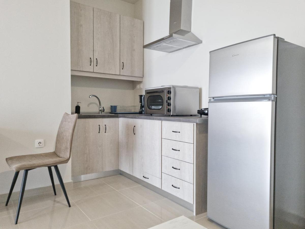 Epipleon Luxury Suites -102- Δωμάτιο 45Τμ Με Βεράντα 35Τμ Μπροστά Στη Θάλασσα 纳弗帕克托斯 外观 照片