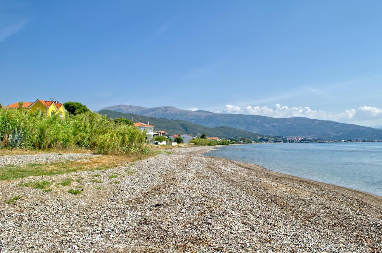 Epipleon Luxury Suites -102- Δωμάτιο 45Τμ Με Βεράντα 35Τμ Μπροστά Στη Θάλασσα 纳弗帕克托斯 外观 照片